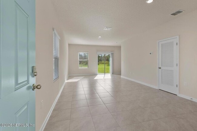 Photo - 21 Temple Dr