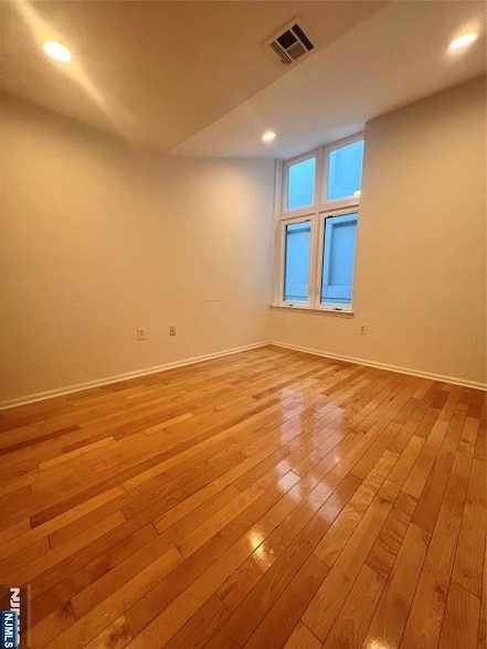 Photo - 308-310 Passaic Ave Unit 214