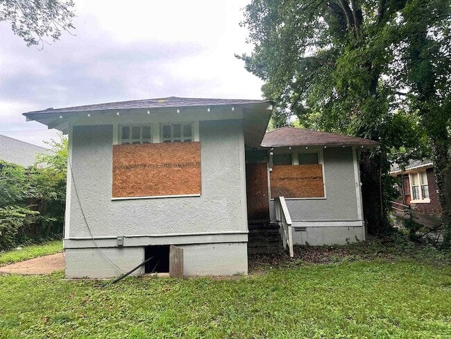 Photo - 1683 Walker Ave