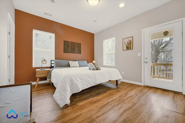 Photo - 945 Palmetto Ave SW Unit SI ID1609605P