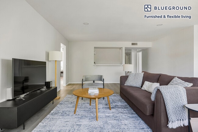 Photo - 616 N Sweetzer Ave Unit FL1-ID1399