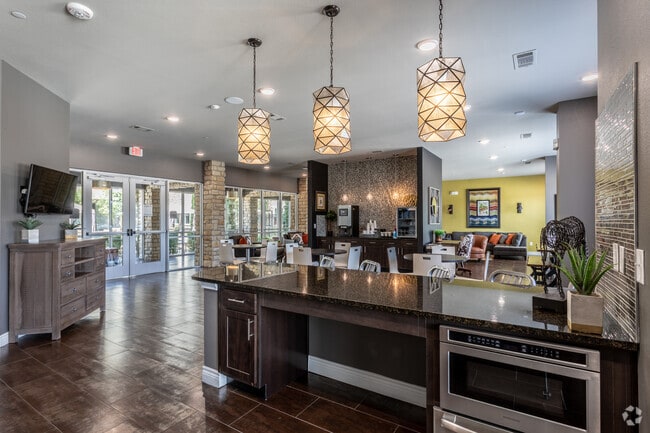 Interior Photo - The Abbey At Dominion Crossing