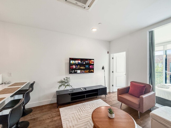 Photo - 1240 Cadwallader St Unit ID1264162P