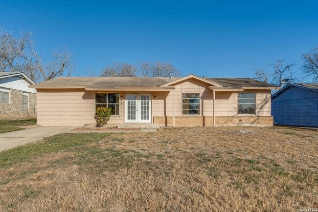 Building Photo - 827 Horseshoe Trail