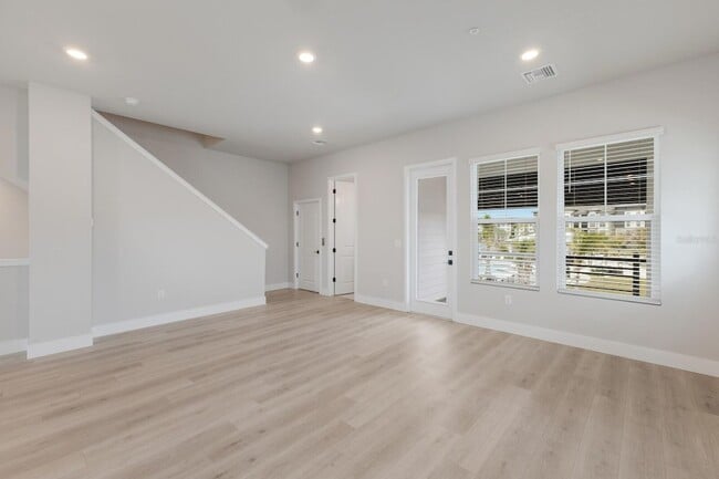 Photo - 7420 Newham Ln
