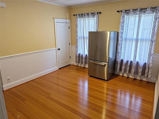 Photo - 43 Sargent Ave