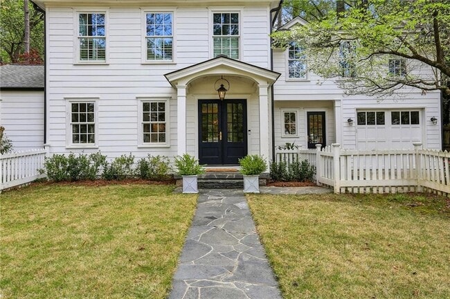 Photo - 2415 Oldfield Rd NW