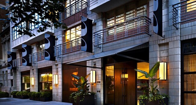 Photo - 728 17th St NW Unit ID1373191P