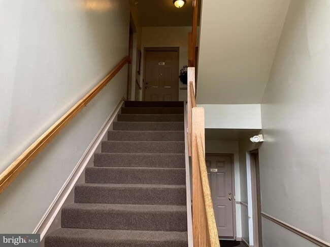 Photo - 9808 Lake Point Ct Unit 301