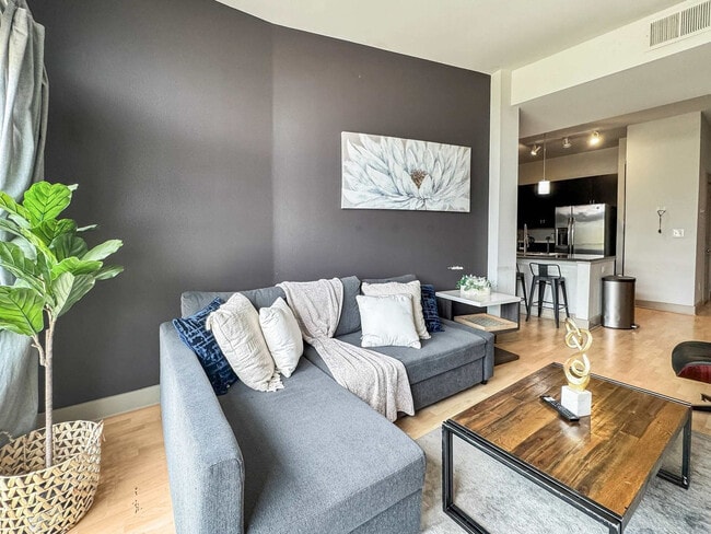 Photo - 2901 Indiana St Unit ID1285559P