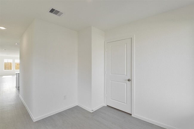 Photo - 16818 Great Highlands Dr