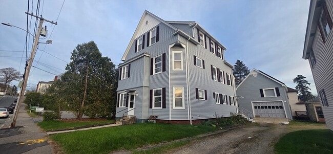 Building Photo - 12 Francis St Unit 3