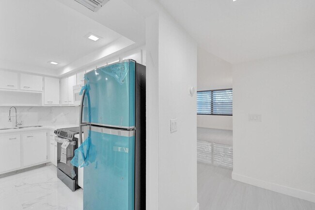 Photo - 3800 N Hills Dr Unit 208