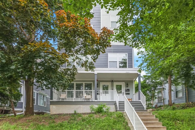 Photo - 2424 Lyndale Ave S Unit SI ID1250777P