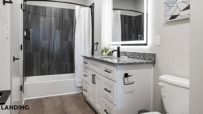 Photo - 49 Boulevard SE Unit F-557