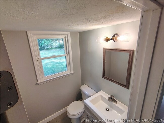 Photo - 515 Farmview Dr