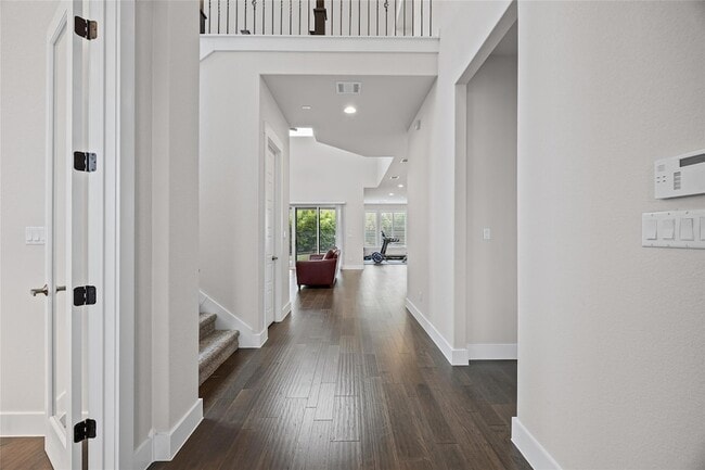 Photo - 2308 Berkleys Brook Dr