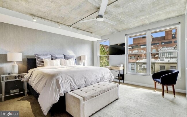 Photo - 3210 Grace St NW Unit 308