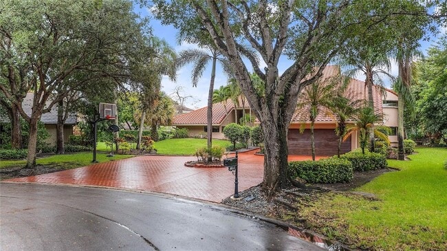 Photo - 10111 Vestal Ct