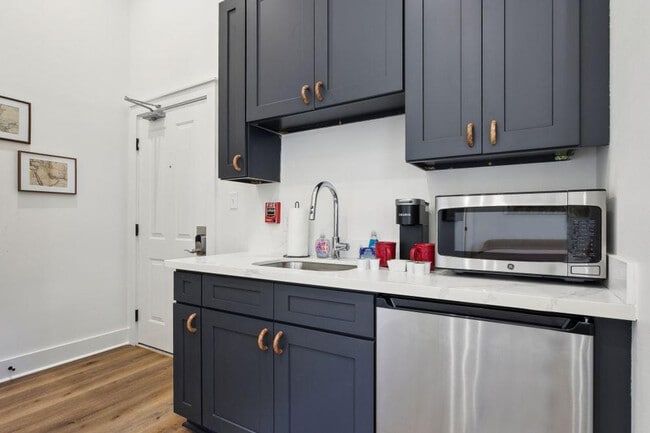 Photo - 1738 N Rampart St Unit ID1369010P