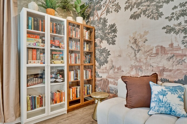 Building Photo - 6402 Tamalpais Ave Unit SI ID1308905P