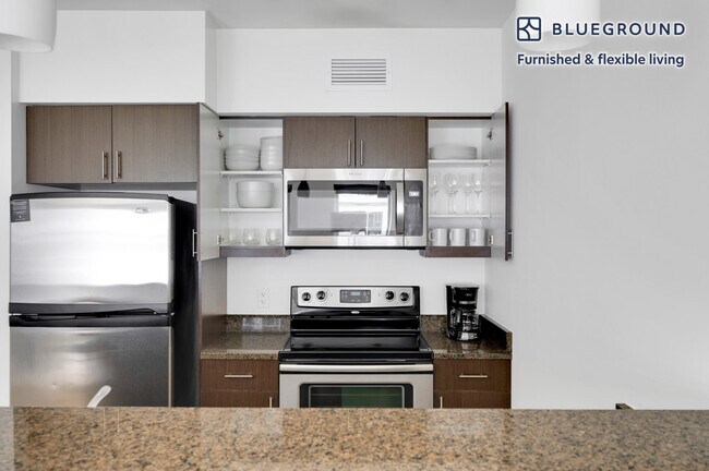 Photo - 10301 NE 10th St Unit FL8-ID337