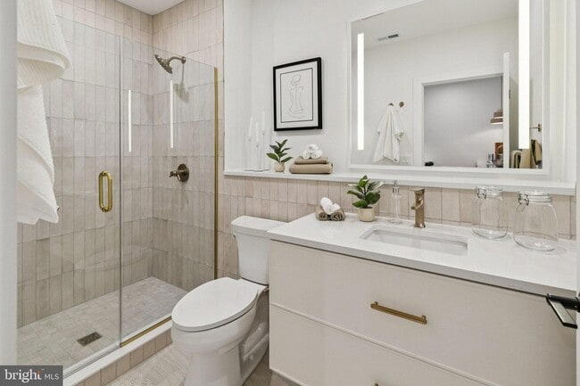 Photo - 30 W Allens Ln Unit 304