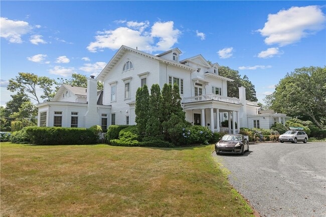 Photo - 718 Bellevue Ave