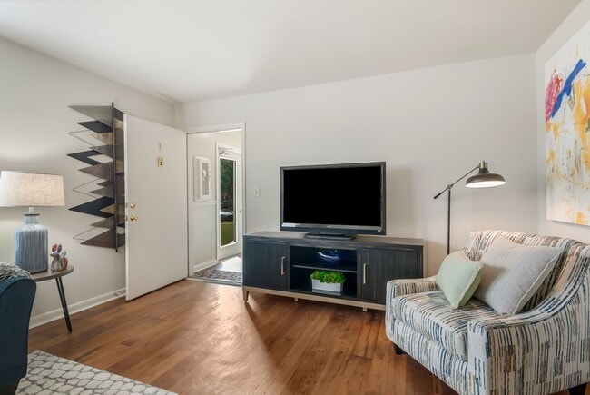 Photo - Waterford Square Apartment Homes