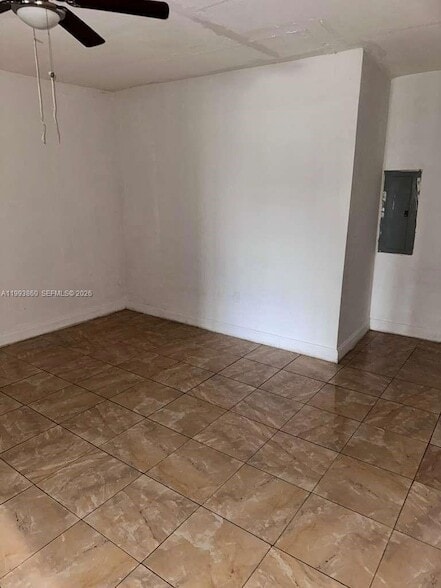 Photo - 576 NW 147th St