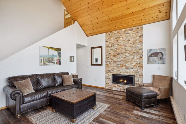 Building Photo - 51 Dakota Ln Unit ID1328983P