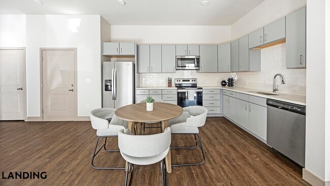 Photo - 300 E Fremont Pl Unit 3-101