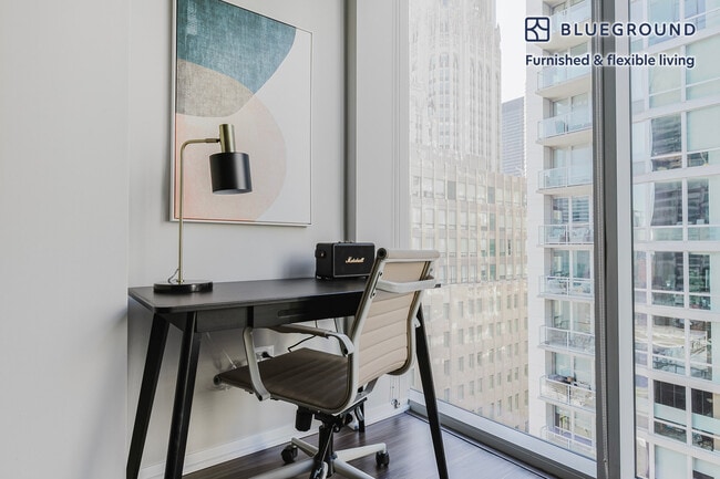 Photo - 200 E Illinois St Unit SI FL13-ID1168