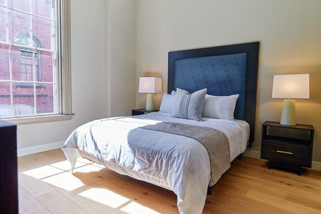 Photo - 121 Middle St Unit ID1366942P