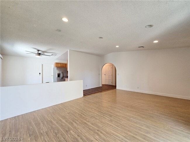 Photo - 6346 Bullion Blvd
