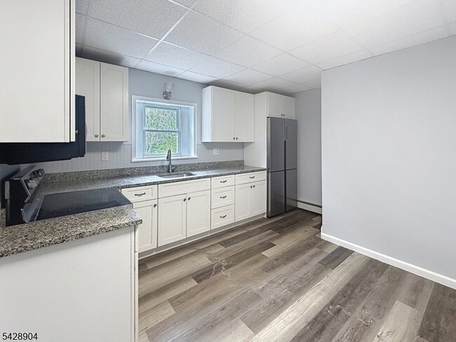 Photo - 174 Main St Unit 2R