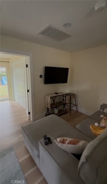 Photo - 18727 Bassett St