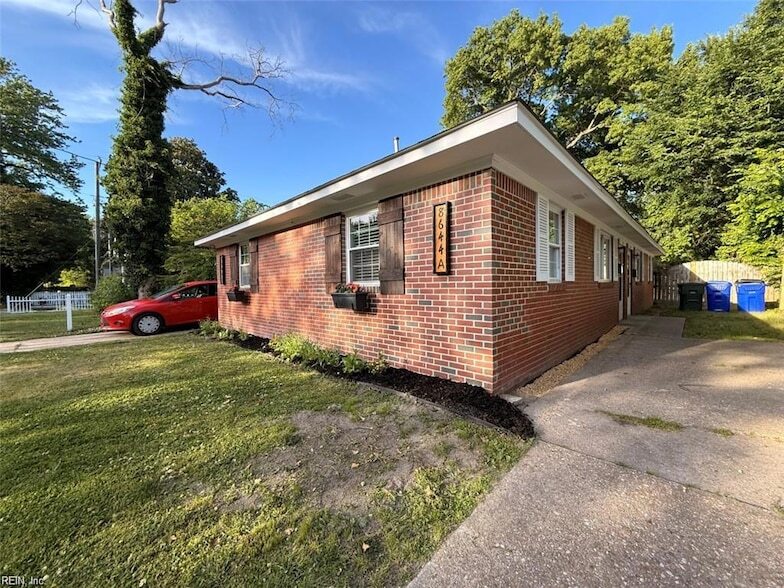 Photo - 8644 Chesapeake Blvd