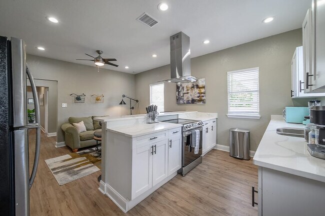 Photo - 2501 W North B St Unit FL2-ID1053139P