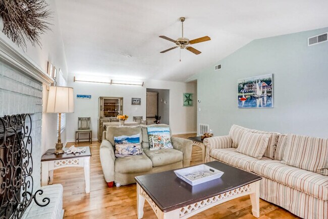 Photo - 314 24th St W Unit SI ID1591427P