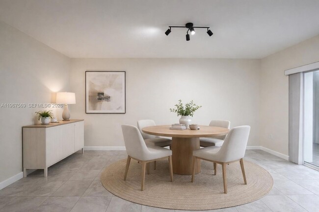 Photo - 323 NE 208th Terrace