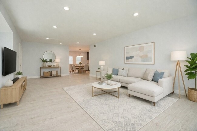Photo - 12633 Memorial Dr Unit 174