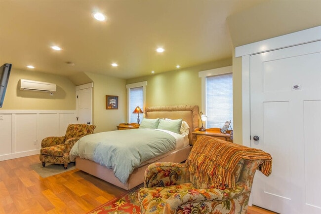 Photo - 1345 NW Cumberland Ave Unit ID1330987P