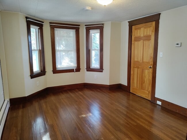 Photo - 143 Chestnut St Unit 1