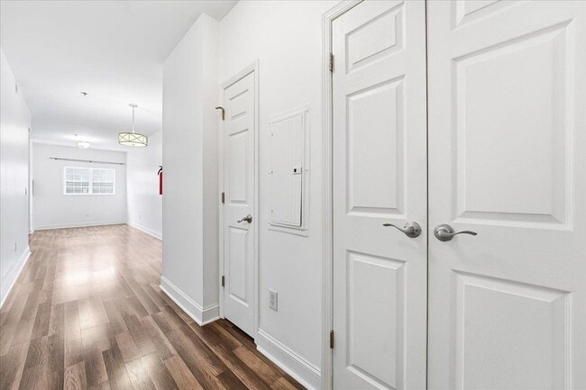 Photo - 318 54th St Unit 1B