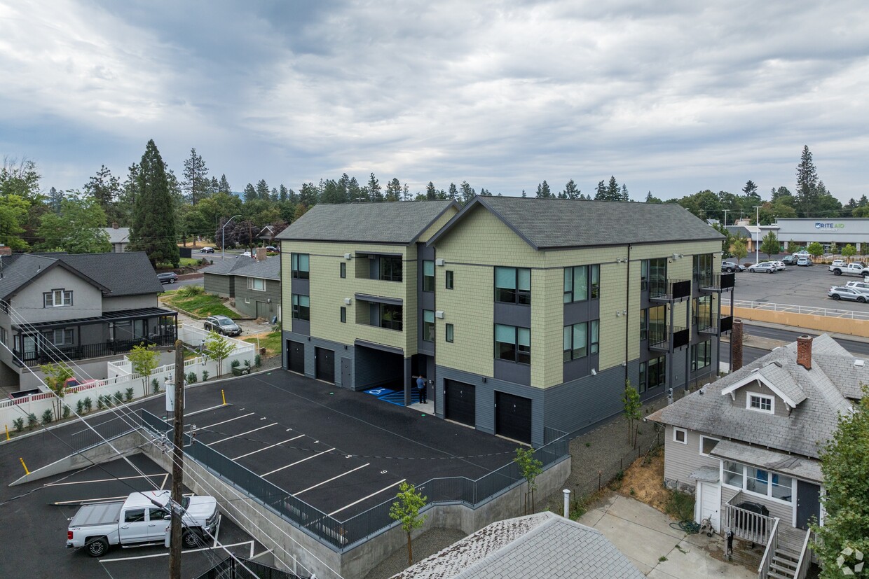 Floor Plan - 1 Beds, 1 Baths