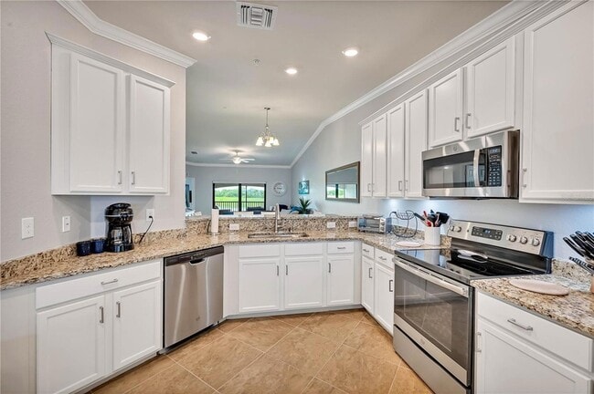 Photo - 5577 Palmer Cir Unit 201