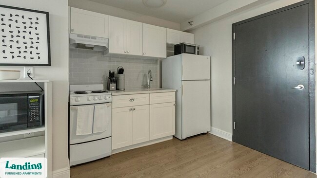 Photo - 305 Dr. M.L.K. Jr St S Unit 843.1403526