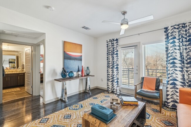 Photo - Alma Hub 121