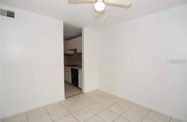 Photo - 2332 Huntington Green Ct Unit 7